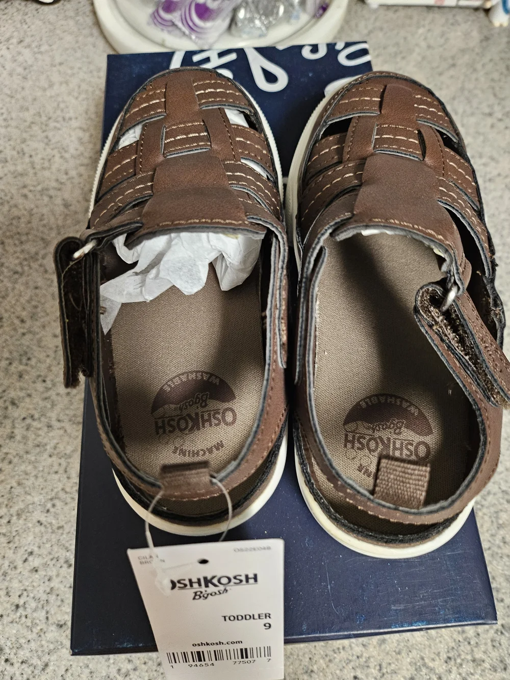OshKosh B'gosh Brown Kids Sandal Sneakers - Toddler